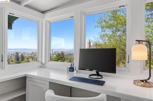 316 Pacific Ave, Piedmont, CA 94611