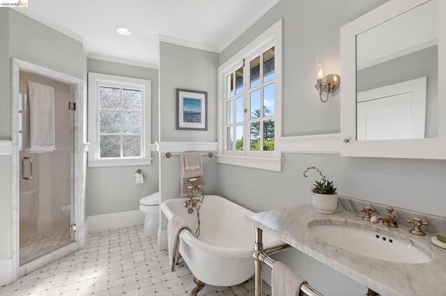 316 Pacific Ave, Piedmont, CA 94611