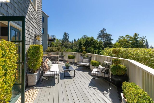 316 Pacific Ave, Piedmont, CA 94611