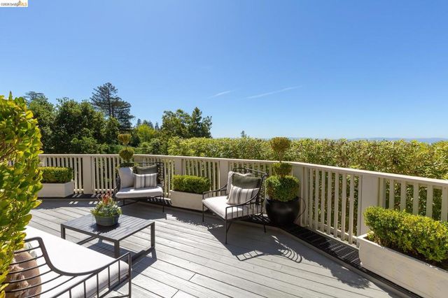 316 Pacific Ave, Piedmont, CA 94611