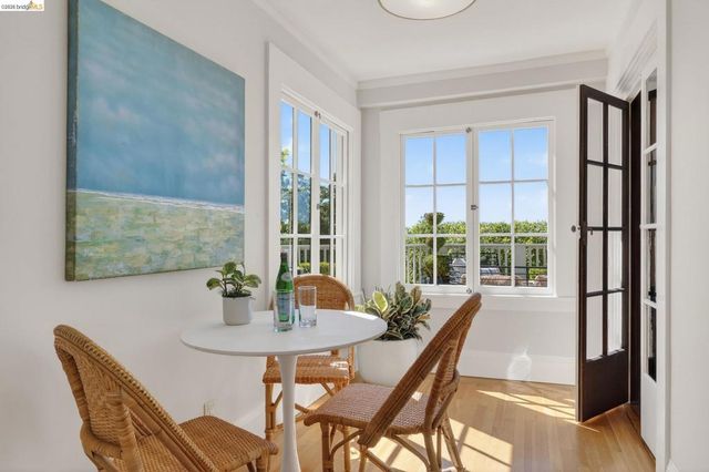 316 Pacific Ave, Piedmont, CA 94611