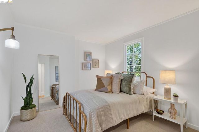 316 Pacific Ave, Piedmont, CA 94611