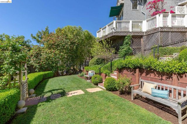 316 Pacific Ave, Piedmont, CA 94611