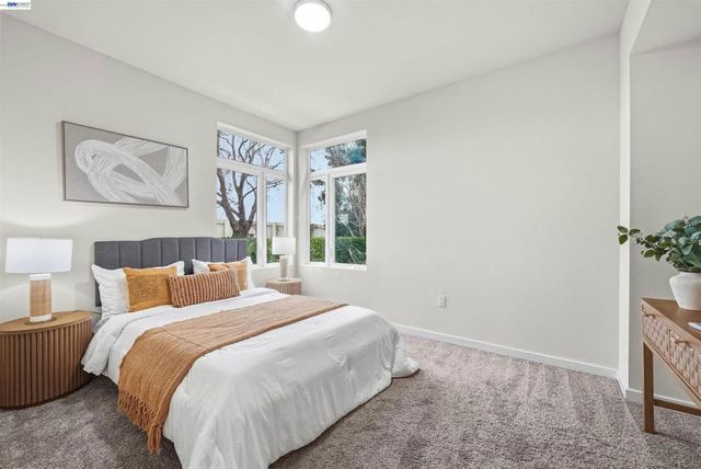 3289 Berryessa St 5, Palo Alto, CA 94303