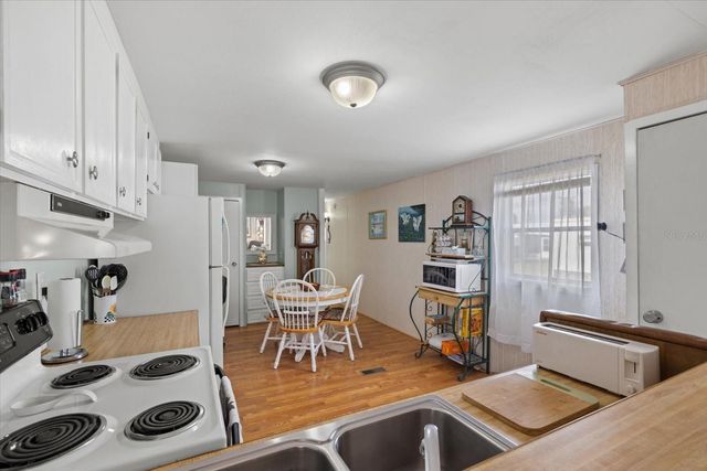 5316 53RD AVENUE E A33, Bradenton, FL 34203