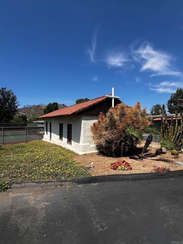 4650 Dulin Road SPC 1, Fallbrook, CA 92028
