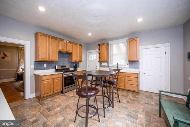 2540 LIBERTY PKWY, Baltimore, MD 21222
