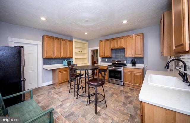 2540 LIBERTY PKWY, Baltimore, MD 21222