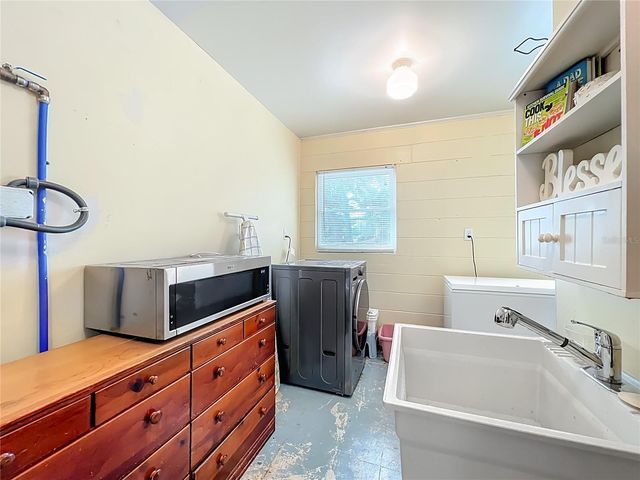 13206 SHORE DRIVE, Winter Garden, FL 34787