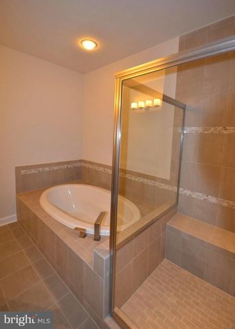 22358 EXE SQUARE, Ashburn, VA 20148