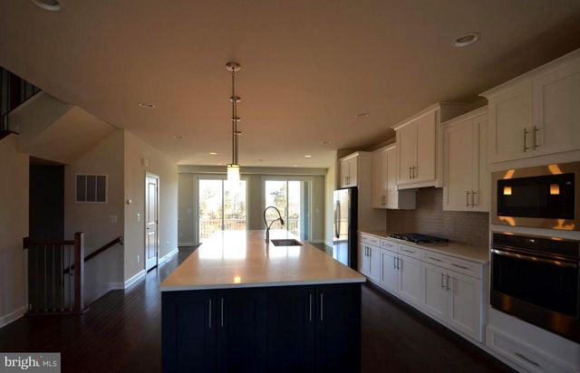 22358 EXE SQUARE, Ashburn, VA 20148