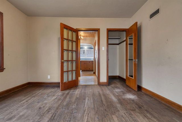 1046 KELLOGG STREET, Green Bay, WI 54303