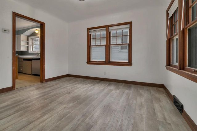 1046 KELLOGG STREET, Green Bay, WI 54303