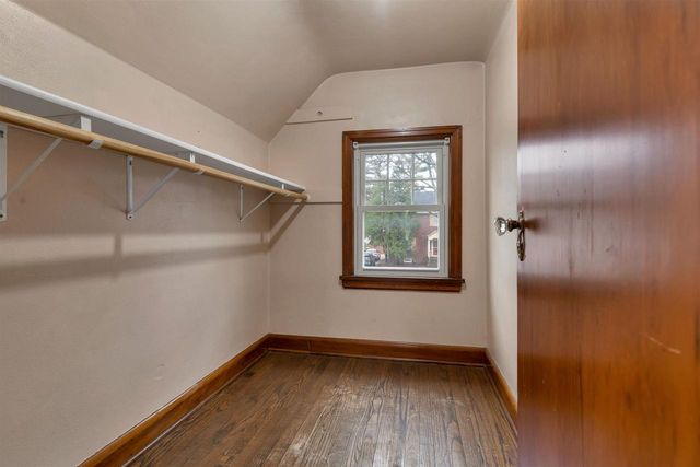 1046 KELLOGG STREET, Green Bay, WI 54303