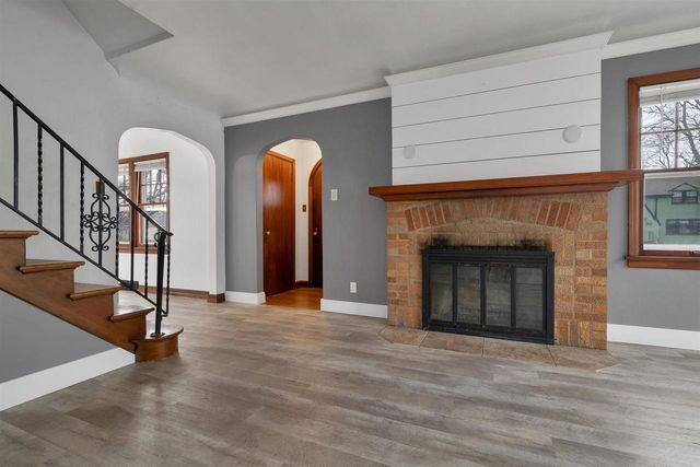 1046 KELLOGG STREET, Green Bay, WI 54303