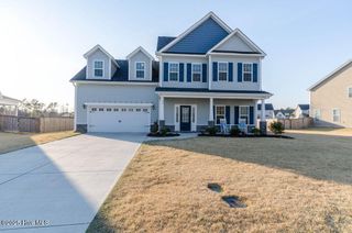 98 E Bailey Lane, Hampstead, NC 28443