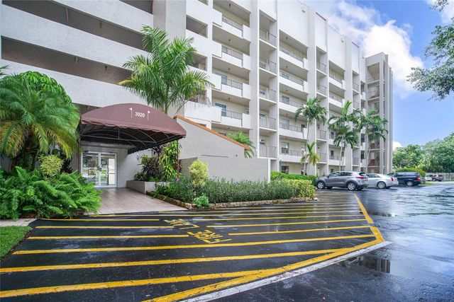 3920 Inverrary Boulevard 604-C, Lauderhill, FL 33319