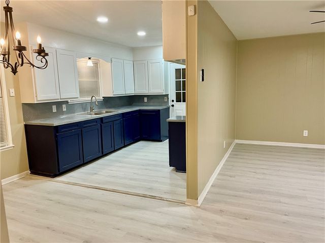 4725 Jean St, Corpus Christi, TX 78411