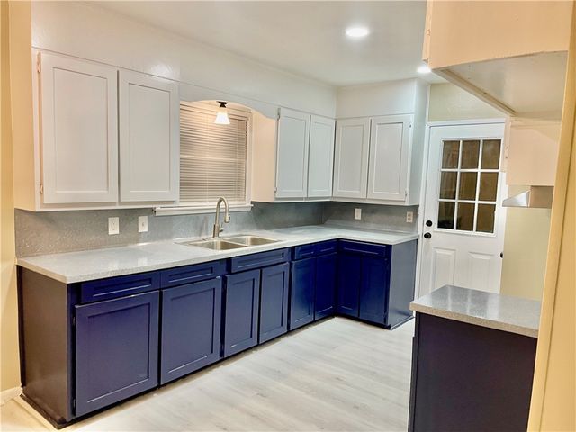 4725 Jean St, Corpus Christi, TX 78411