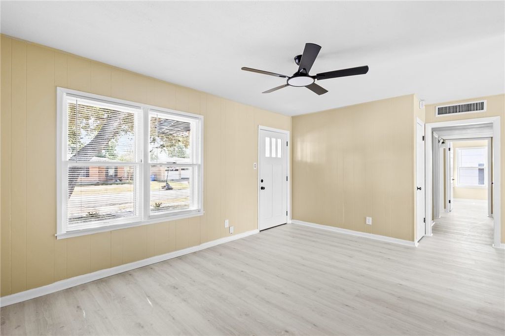 4725 Jean St, Corpus Christi, TX 78411 — photo 3