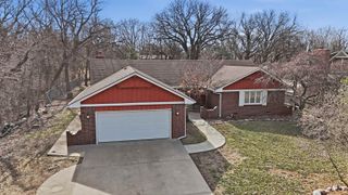 1213 E Brook Forest Ct, Derby, KS 67037
