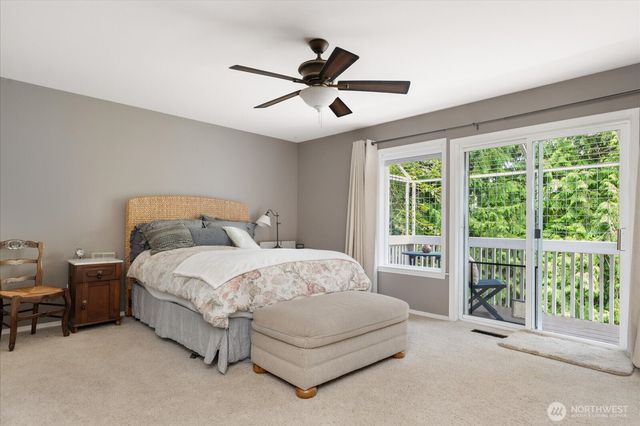 2415 E Cedar Hills Drive, Mount Vernon, WA 98274