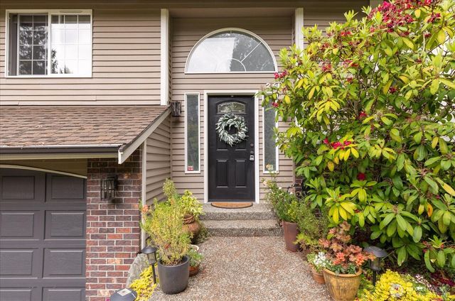 2415 E Cedar Hills Drive, Mount Vernon, WA 98274