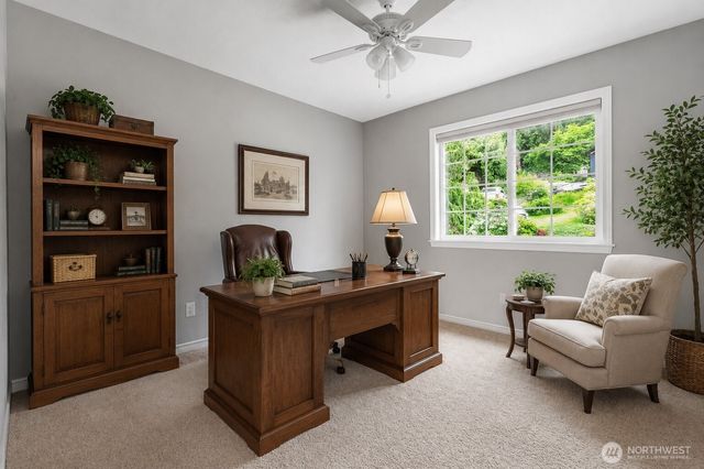 2415 E Cedar Hills Drive, Mount Vernon, WA 98274