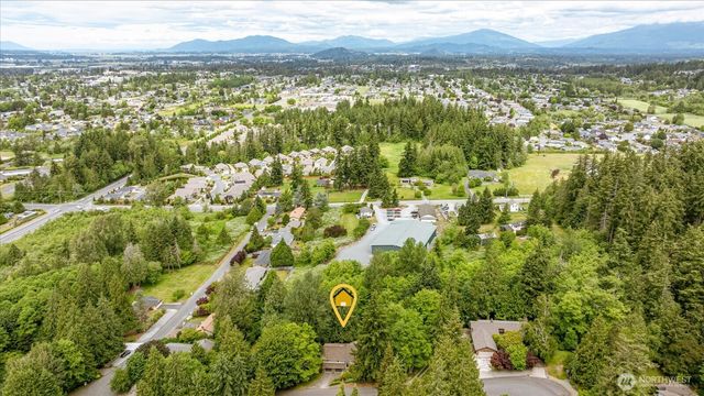 2415 E Cedar Hills Drive, Mount Vernon, WA 98274