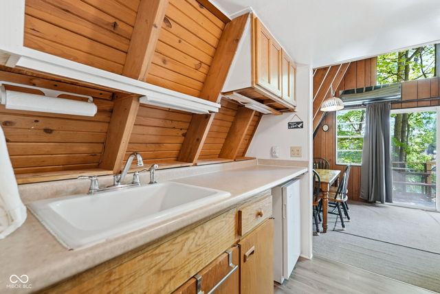 6425 Robin Drive, Nineveh, IN 46164