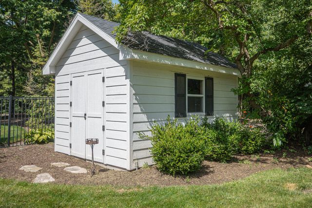 921 Ray Street, Geneva, IL 60134
