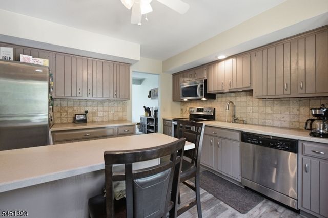 235 Cherokee Rd, Andover Twp., NJ 07848