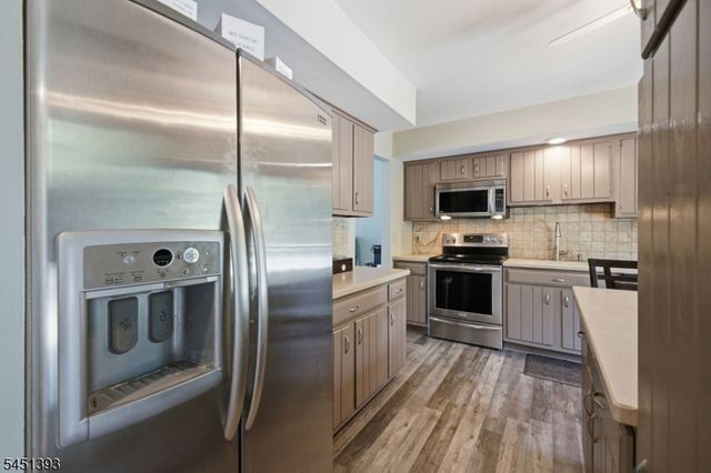 235 Cherokee Rd, Andover Twp., NJ 07848