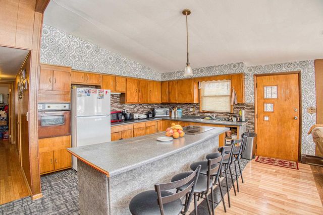 170 N College Drive, Platteville, WI 53818