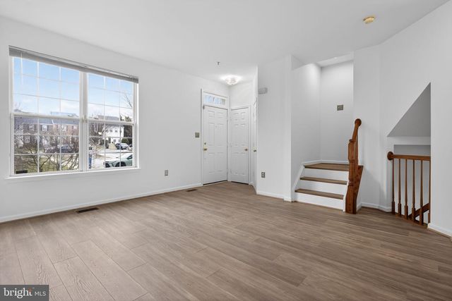 9745 QUIET BROOK LN, Clinton, MD 20735