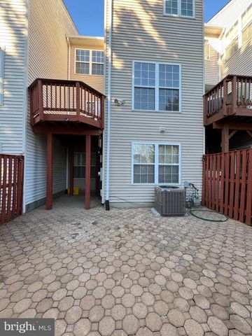 9745 QUIET BROOK LN, Clinton, MD 20735