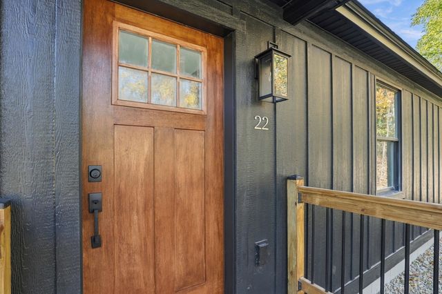 22 Mullen Drive, Pittsfield, NH 03263