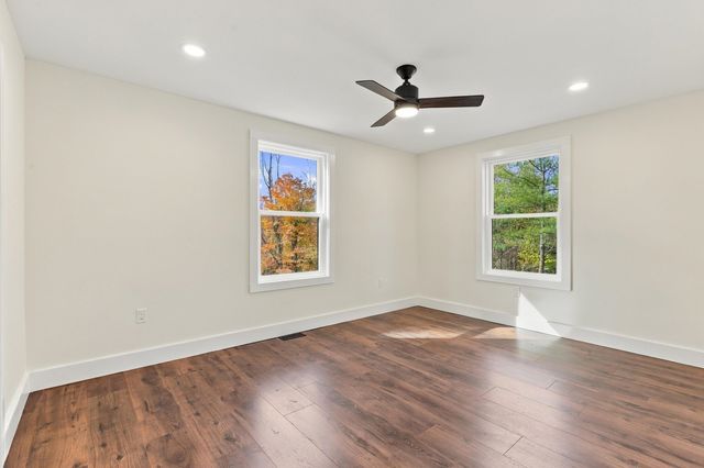 22 Mullen Drive, Pittsfield, NH 03263
