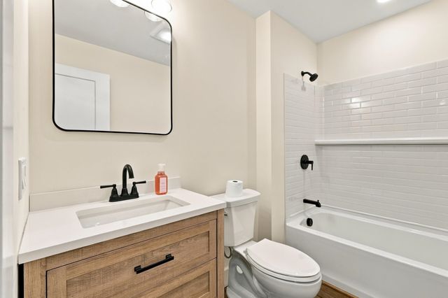 22 Mullen Drive, Pittsfield, NH 03263