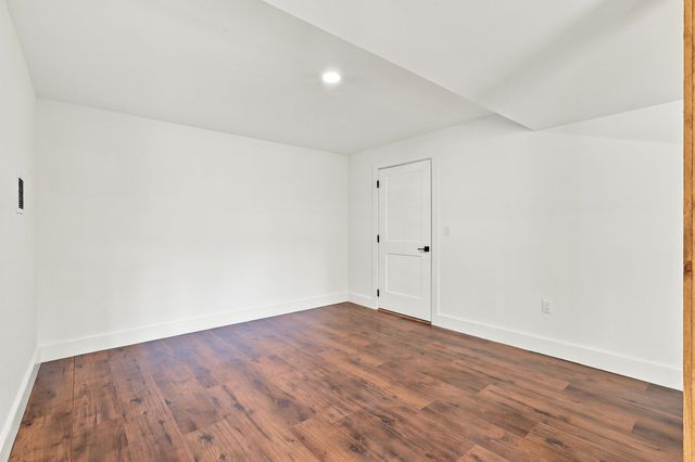 22 Mullen Drive, Pittsfield, NH 03263
