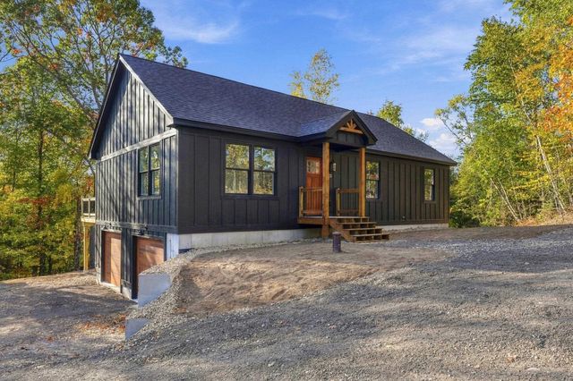 22 Mullen Drive, Pittsfield, NH 03263