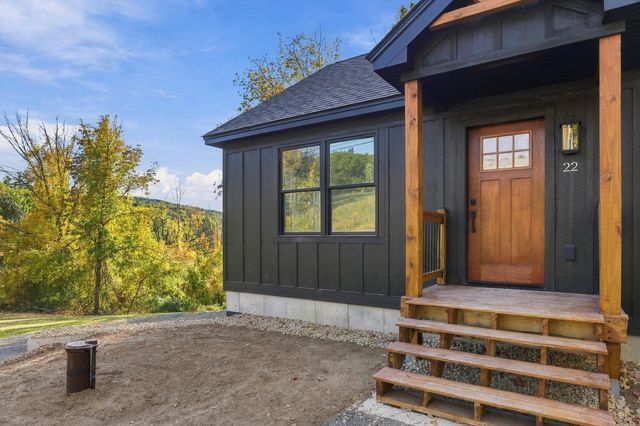 22 Mullen Drive, Pittsfield, NH 03263