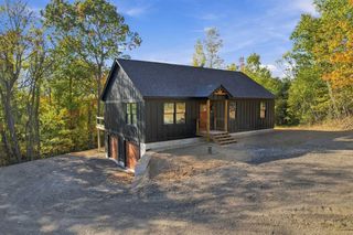 22 Mullen Drive, Pittsfield, NH 03263