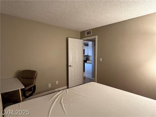 4241 Gannet Circle 205, Las Vegas, NV 89103