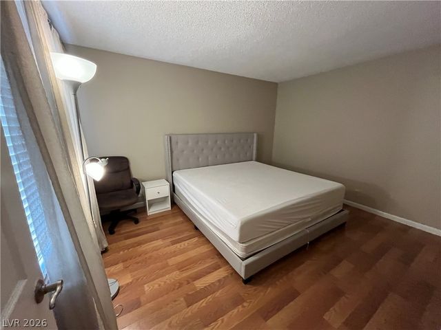 4241 Gannet Circle 205, Las Vegas, NV 89103