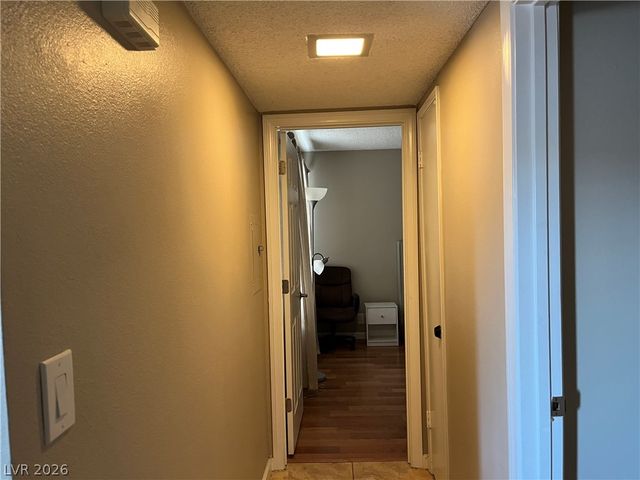 4241 Gannet Circle 205, Las Vegas, NV 89103