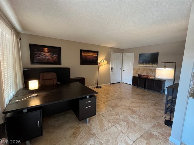 4241 Gannet Circle 205, Las Vegas, NV 89103