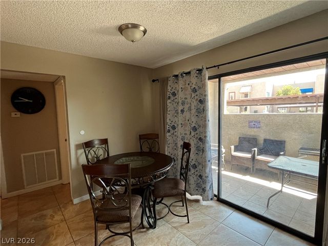 4241 Gannet Circle 205, Las Vegas, NV 89103