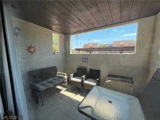4241 Gannet Circle 205, Las Vegas, NV 89103