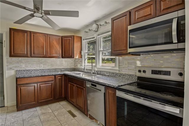 1602 Crystal Lane, Greensboro, NC 27403